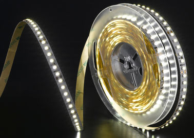 3528 การตรวจจับอุณหภูมิคงที่ในปัจจุบันไฟ LED Strip อ่อน 120LEDs / M